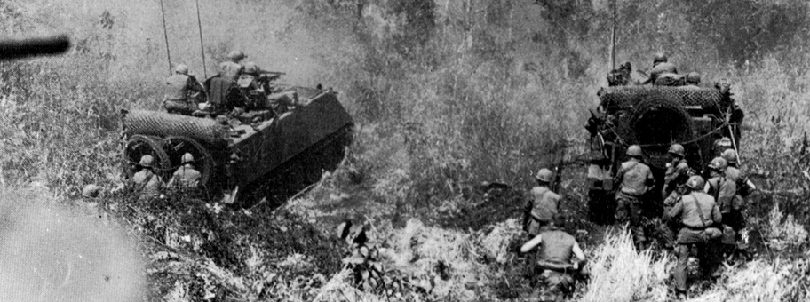 Infanterieeinheit der US-Armee im Dschungel von Vietnam.