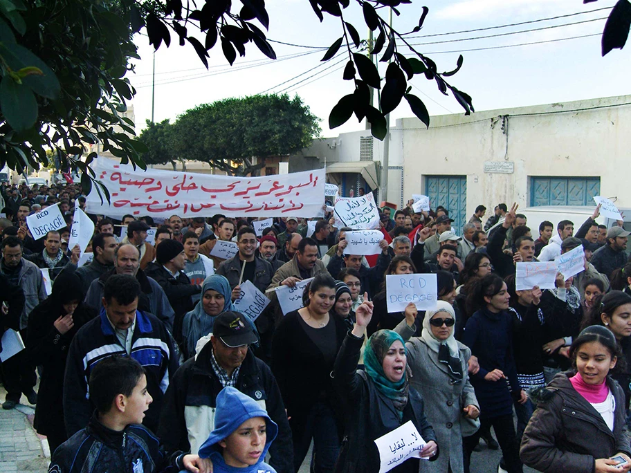 Demonstration in Tunesien gegen die Destur-Partei «Konstitutionelle Demokratische Sammlung» (RCD), organisiert von der UGTT Gewerkschaft, Januar 2011.