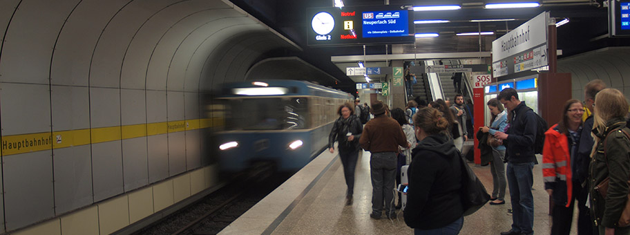 U-Bahn im Münchner Hauptbahnhof.