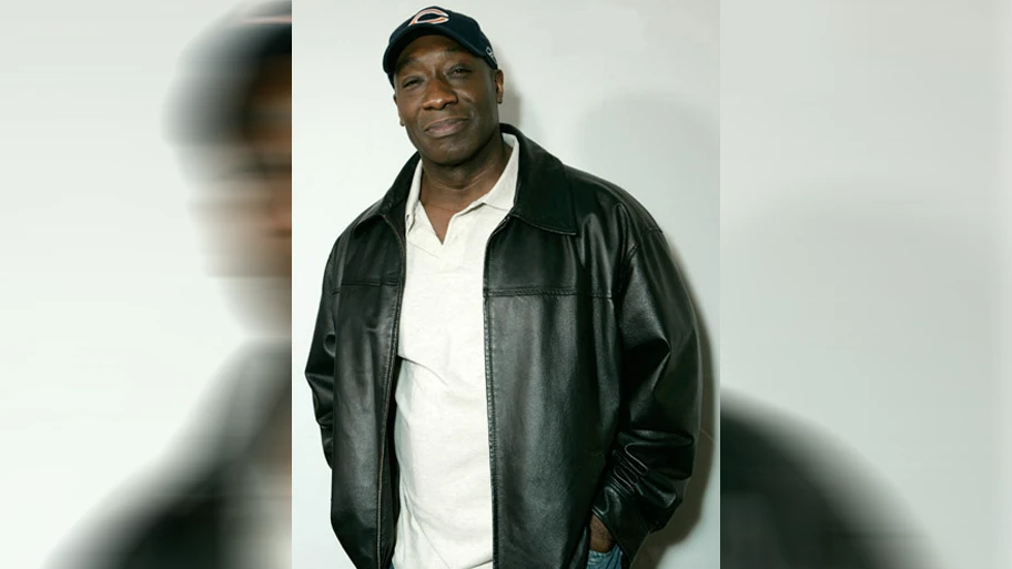 Der US-amerikanische Schauspieler Michael Clarke Duncan spielt in dem Film die Rolle des zum Tode Verurteilten John Coffey.