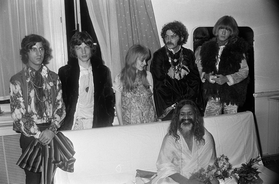 Amsterdam im September 1967. Michael Cooper, Mick Jagger, eine schwangere Marianne Faithfull, Al Vandenberg und Brian Jones.