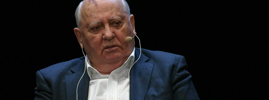Michail Gorbatschow während der Deutschlandpremiere seines Buches „Alles zu seiner Zeit. Mein Leben“ im Berliner Ensemble, März 2013.
