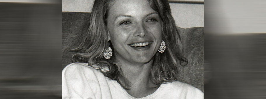 Michelle Pfeiffer spielt im Film die Rolle der Gräfin Ellen Olensk.