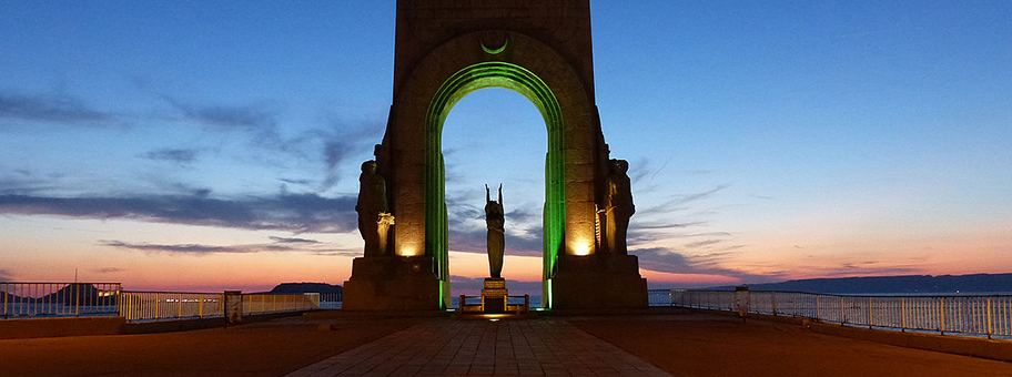 Denkmal in Marseille zu Gedenken der getöteten Kämpfer und Soldaten im Orient.