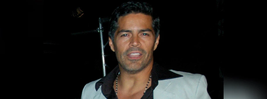 Der US-amerikanische Schauspieler Esai Morales (hier im Oktober 2007) spielt in dem Film die Rolle von Paco Moreno.