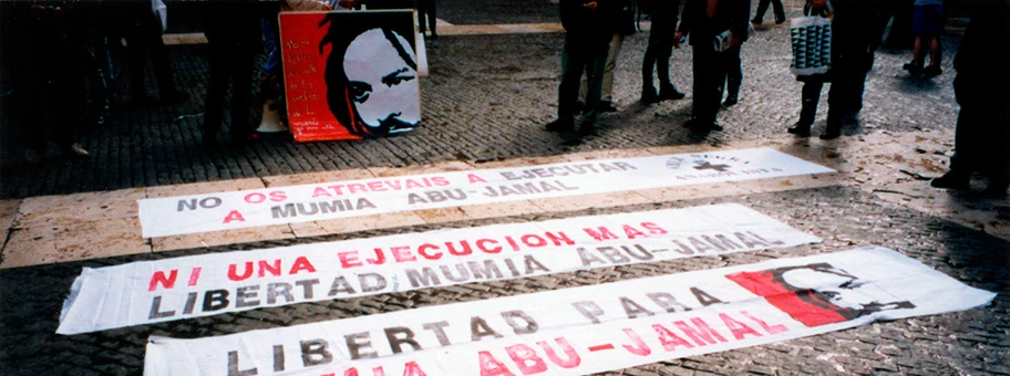 «Freiheit für Mumia Abu-Jamal» - Transparente an einer Demonstration in Barcelona.
