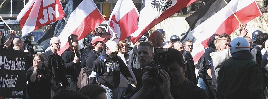 Neonazi-Aufmarsch in München am 2. April 2005.