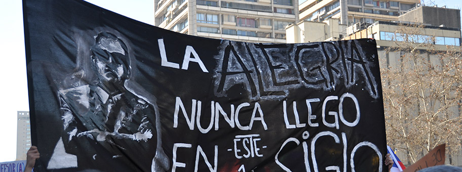 Transparent an einer Demonstration in Santiago de Chile, August 2016.