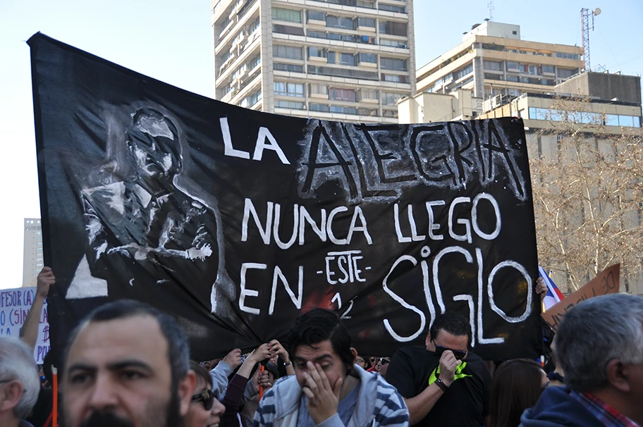 Transparent an einer Demonstration in Santiago de Chile, August 2016.