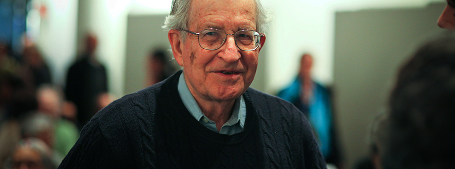 Noam Chomsky am 1. April 2010.