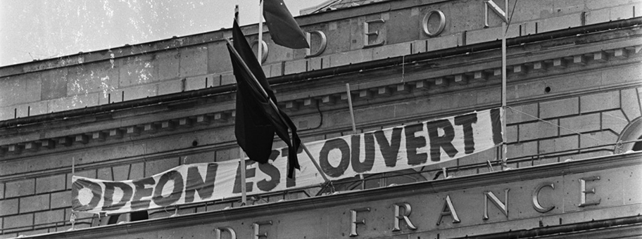 Le théâtre de l'Odéon, occupé par des étudiants et des artistes en mai 1968.