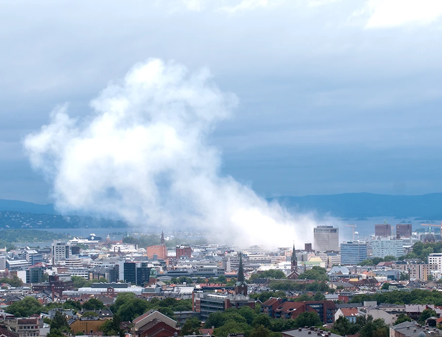 Das Regierungsviertel in Oslo kurz nach dem Bombenanschlag von Anders Breivik am 22. Juli 2011.