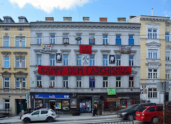 Kampf dem Faschismus an der Pankahyttn, Johnstraße 45 in Wien, aus Anlass des Jahrestages der Österreichischen Februarkämpfe 1934.