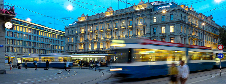 Nahrungsmittelspekulation in der Schweiz - Grossbanken wie die Credit Suisse spekulieren Milliarden auf Preisschwankungen um die Profite zu steigern. Die Folge davon sind steigende Preise der Grundnahrungsmittel, wie zum Beispiel der von Reis, Mais und Weizen.