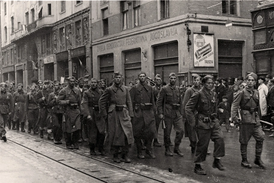 Partisanen in Sarajevo, 1945.