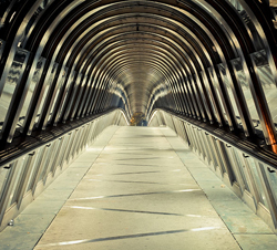 Passerelle_La_Defense_Paris_France_2a.jpg