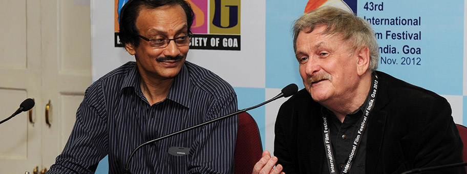 Der australische Regissuer Paul Cox am Film Festival von Indien, November 2012.