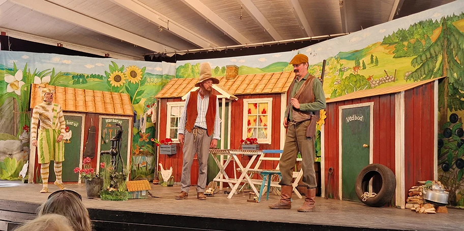 Pettersson und Findus Theatervorstellung in Schweden, 9. Juli 2023.
