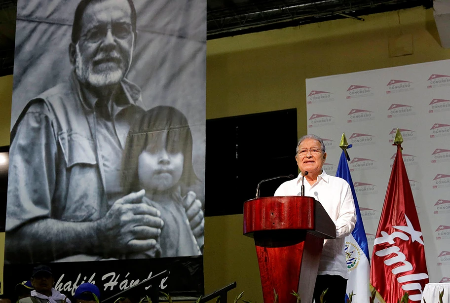 Der Präsident von El Salvador und Fraktionsvorsitzender der FMLN, Salvador Sánchez Cerén alias Comandante Leonel González.