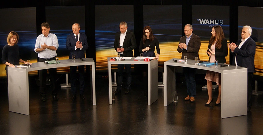 Werner Kogler (zweiter v. r.) an einer Diskussionsveranstaltung in Rankweil, Österreich.