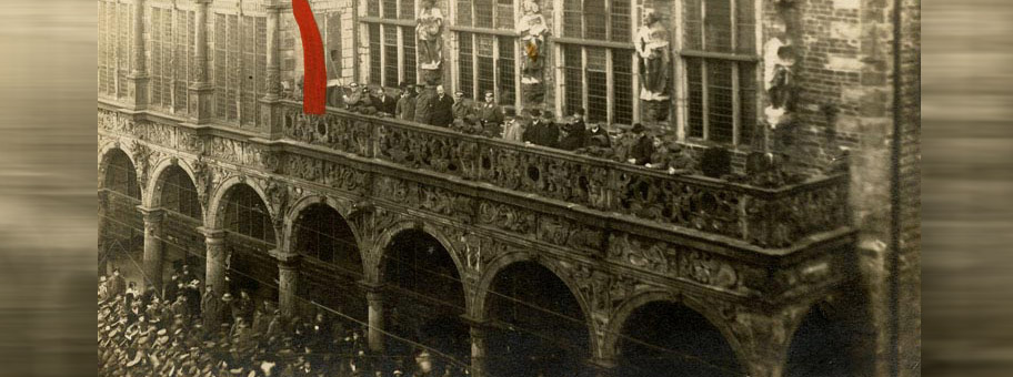 Ausrufung der Bremer Räterepublik am 15. November 1918 vom Balkon des Bremer Rathauses.