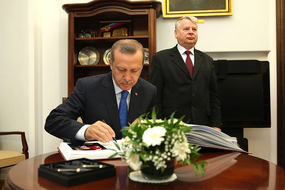 Recep Tayyip Erdoğan im polnischen Senat, November 2013.