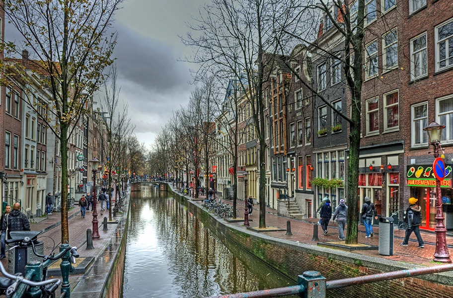 De Wallen, der grösste Red Light District von Amsterdam.