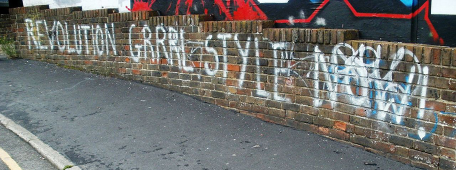 Die Revolution beginnt zu Hause.