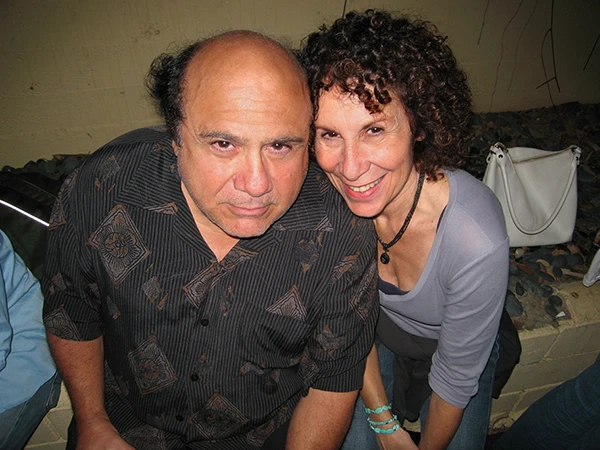 Danny DeVito (links) spielt in dem Film die Rolle des Anwalts Deck Shifflet.