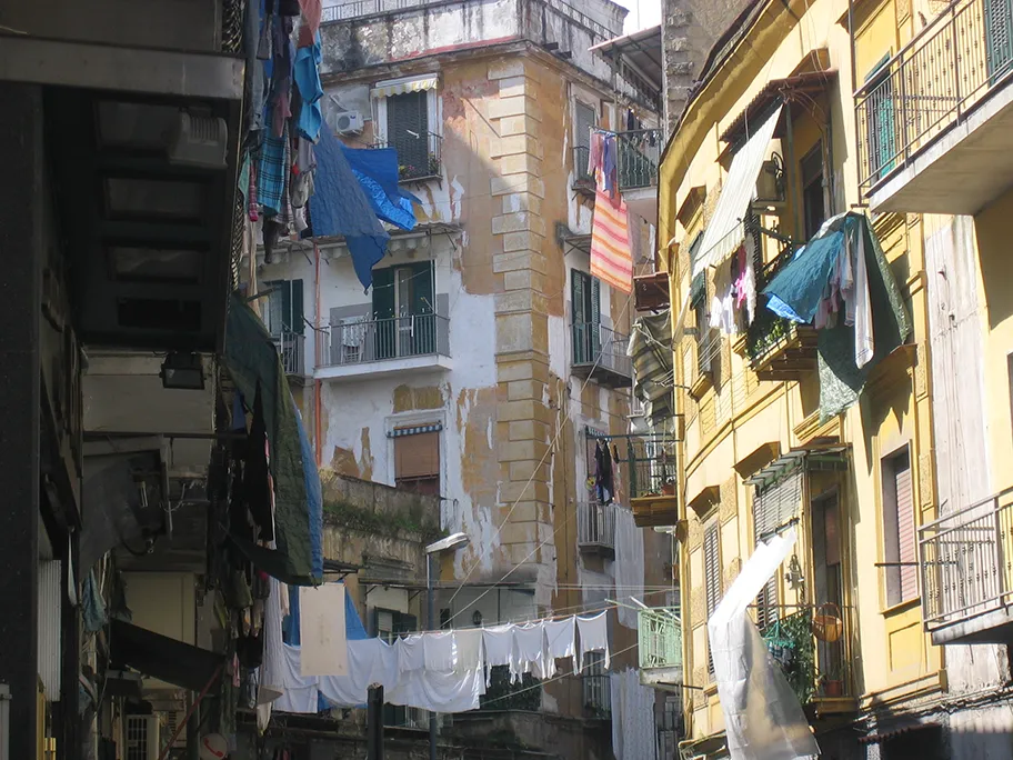Im Brennpunkt des Filmes ist das Viertel Sanità in Napoli.