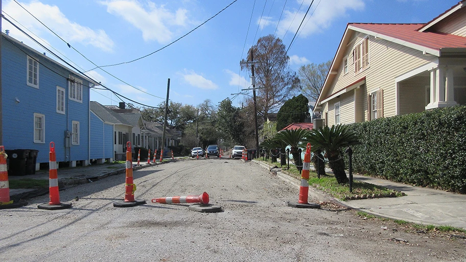 Strassenarbeiten im Carrollton Historic District von Dublin, Februar 2024.