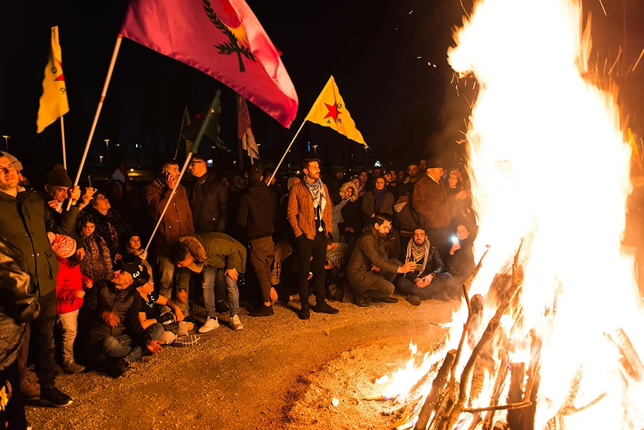 Feuer in Rojava, März 2018.