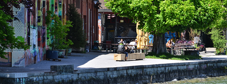 Die Rote Fabrik heute im Jahr 2015 in ZürichWollishofen.