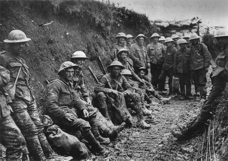 Britische Soldaten an der Front, Juli 1916.