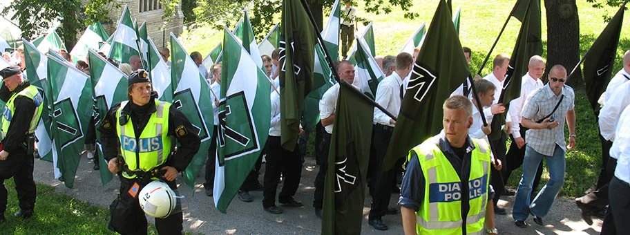 Neo-Nazi Demonstration der «Svenska motståndsrörelsen» in Stockholm, Schweden, Juni 2007.
