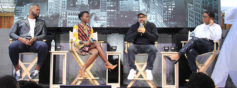 Der US-Regisseur Jordan Peele (2 v. r.) an einer Diskussionsrunde bei BuzzFeed, März 2019.