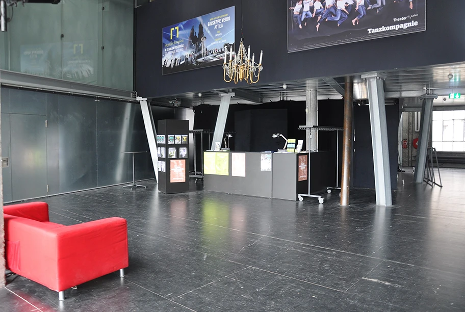 Theaterfoyer in der Lokremise St. Gallen.