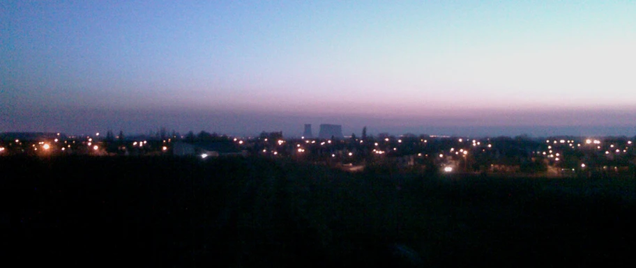 Das nordenglische Städtchen Stainforth bei Nacht.