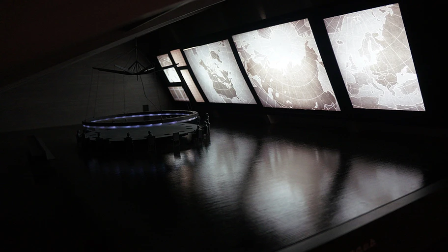 Der «War Room» aus Stanley Kubricks Film „Dr. Seltsam oder: Wie ich lernte, die Bombe zu lieben“.