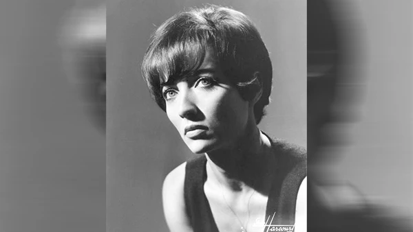 Die französische Schauspielerin Stéphane Audran spielt in dem Film die Rolle von Hélène Desvallées, 1965.