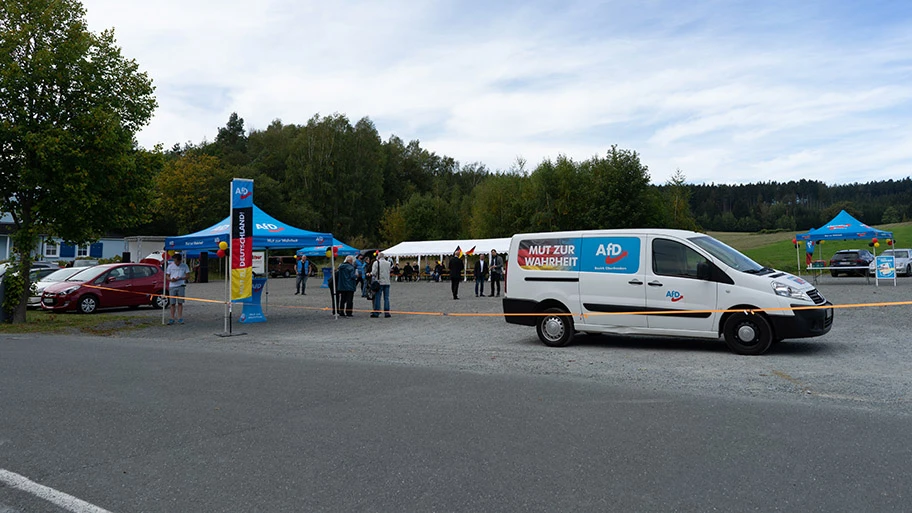 Szenerie der AfD-Veranstaltung in Mödlareuth am 3. Oktober 2020.