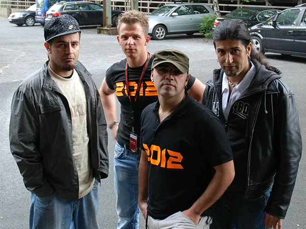 Der iranische Musiker Shahin Najafi mit der Rap-Combo Tapesh 2012.