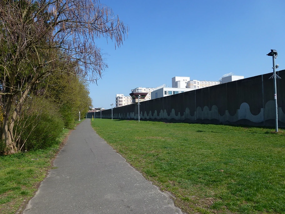 Berlin-Tegel Mescheder Weg JVA Tegel.