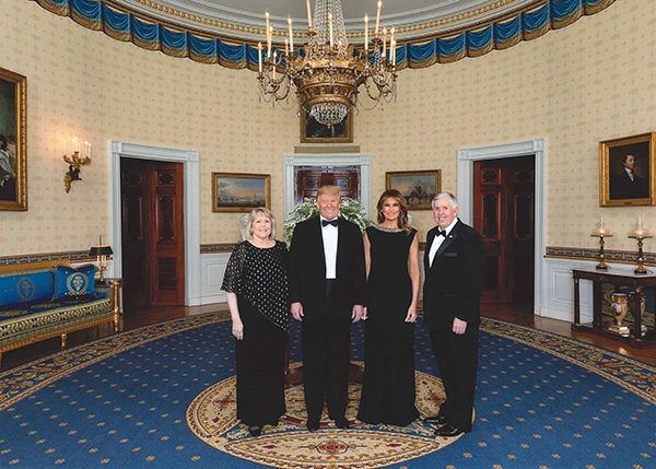 Teresa Parson, Donald Trump, Melania Trump und Mike Parson, Februar 2020.