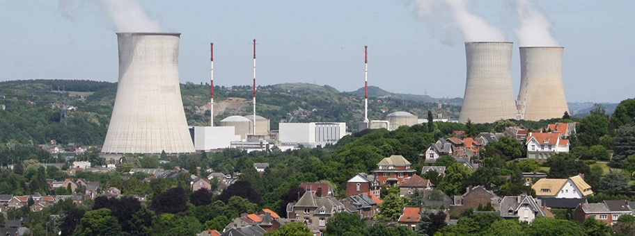 Das Atomkraftwerk Tihange bei Huy, Belgien.