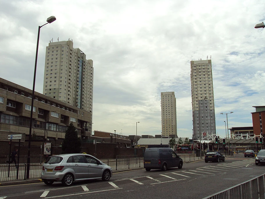 Die Tower Blocks in Edmonton, Nord-London.