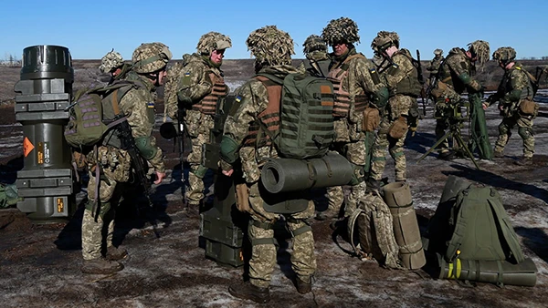 Soldaten der ukrainischen Bodentruppen vor der russischen Invasion in der Ukraine im Februar 2022.