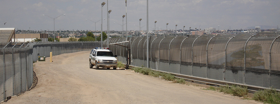 Grenzzaun zwischen den USA und Mexiko in der Nähe von El Paso.