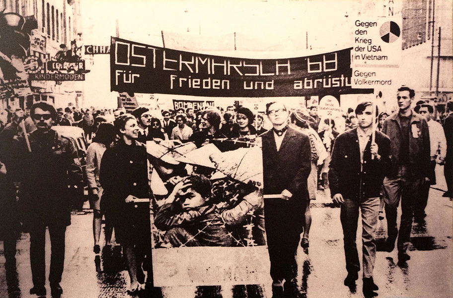 Proteste gegen den US-Krieg in Vietnam in Wien, 1968.