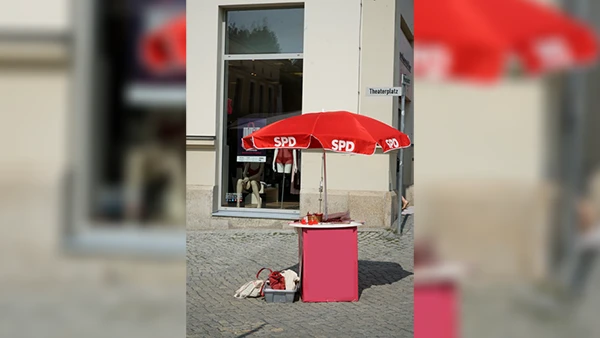 Landtagswahl in Sachsen 2019: Wahlstand der SPD in Plauen, Deutschland.